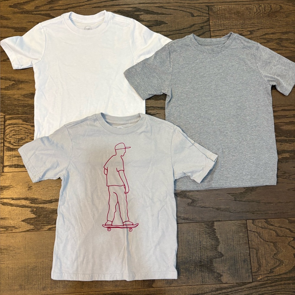 EUC Lot of 3 Boys Size XS 4-5 Solid White Grey Skater Short Sleeve T Shirts